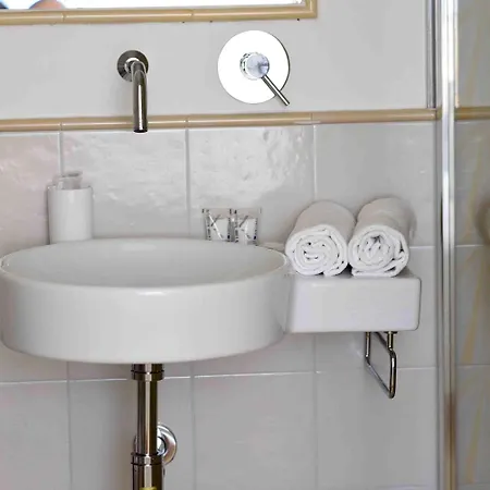 Matteo's House ベッド・アンド・ブレックファスト 4*