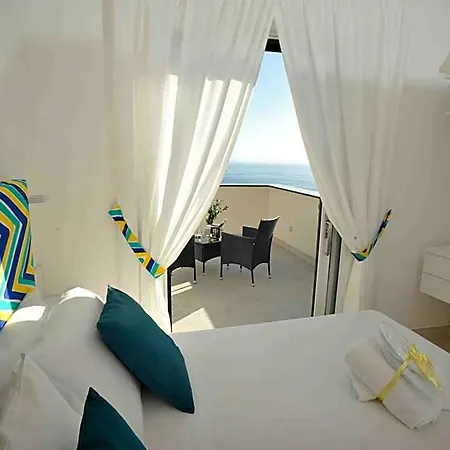 Matteo's House 4*
