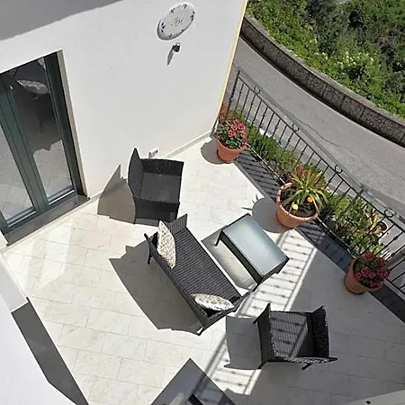 Matteo's House 4*