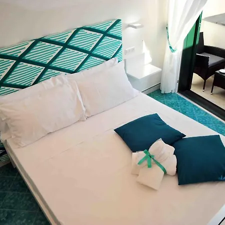 Matteo's House Bed & Breakfast 4*